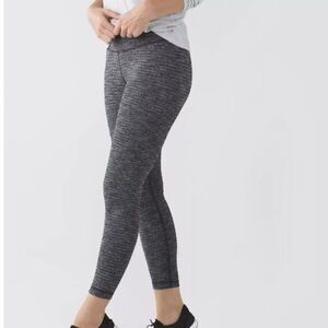 Lululemon High Times Pants Tiny Tooth Grey Black Women's Size‎ 6 Athletic 28 Ins